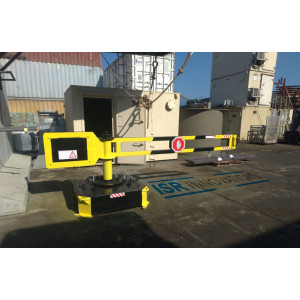 https://www.techni-contact.site/ressources/images/produits/merchandising/portail-telescopique-a-360-degres-de-haute-securite-94387334-1.jpg - Dispositif DÔME télescopique à 360 degrés