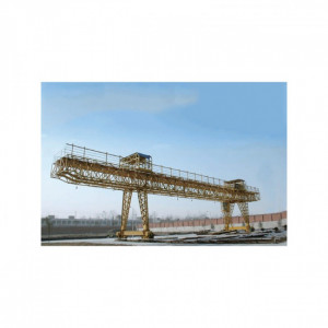 https://www.techni-contact.site/ressources/images/produits/merchandising/portique-a-poutres-en-treillis-89542197-1.jpg - Capacité de levage : 20 t à 100 t