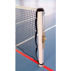 https://www.techni-contact.site/ressources/images/produits/merchandising/poteaux-terrain-de-tennis-en-aluminium-plastifie-a-sceller-hauteur-107-m-tube-carre-ou-rond-17939794-1.jpg - Hauteur hors sol: 1.07m - carré ou rond - treuil à crémaillère - A sceller
