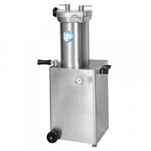 https://www.techni-contact.site/ressources/images/produits/merchandising/poussoir-a-viande-20-litres-94147375-1.jpg - Capacité: 40 et 50 litres