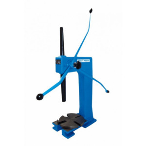 Presses d’établi manuelles / Presses à crémaillère PP14HR RHTC - Force de pression de 1400 kg et une table tournante de ∅ 238 mm