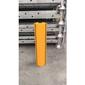 https://www.techni-contact.site/ressources/images/produits/merchandising/protection-montant-d-echelle-a-clipser-en-pvc-h-600-mm-dim-80-a-100-mm-91642441-1.jpg - H. 600 mm - Dim. : 80 à 100 mm