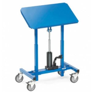 https://www.techni-contact.site/ressources/images/produits/merchandising/pupitre-d-atelier-reglable-inclinable-89515613-1.jpg - Charge : 250 kg - Plateau en tôle d'acier - Hauteur règlable