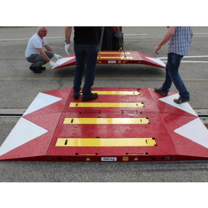 https://www.techni-contact.site/ressources/images/produits/merchandising/ralentisseur-anti-intrusion-19741944-1.jpg - Longueur : 2496 mm-Largeur module de base : 2062 mm-Largeur modules intermédiaire : 950 mm