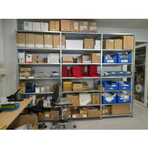 https://www.techni-contact.site/ressources/images/produits/merchandising/rayonnage-galvanise-compatible-g3-21715255-1.jpg - Rayonnage pour archives