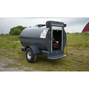 https://www.techni-contact.site/ressources/images/produits/merchandising/remorque-citerne-gasoil-tout-terrain-3000-l-24144922-1.jpg - Transport et stockage de carburant diesel & GNR sur site privé