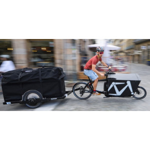 https://www.techni-contact.site/ressources/images/produits/merchandising/remorque-mega-bag-31777294-1.jpg - Capacité de chargement : 190 kg
