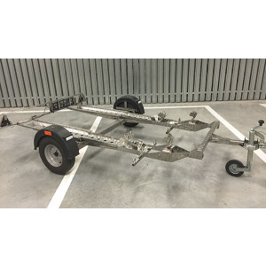 https://www.techni-contact.site/ressources/images/produits/merchandising/remorque-moto-pliante-en-inox-77367971-1.jpg - Transport de 2 motos - Charge maximale: 600 kg