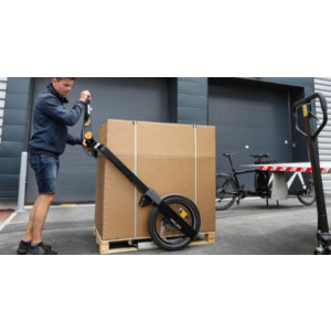 https://www.techni-contact.site/ressources/images/produits/merchandising/remorque-utilitaire-91214752-1.jpg - Charge maximale : 200 kg