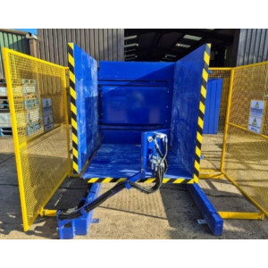 https://www.techni-contact.site/ressources/images/produits/merchandising/retourneur-de-palette-compact-reconditionne-capacite-2-000-kg-ouverture-037-m-a-12-m-modele-fs-1200-lev-annee-2021-19422949-1.jpg - Capacité : 2 000 kg