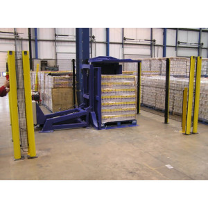 https://www.techni-contact.site/ressources/images/produits/merchandising/retourneur-de-palette-pour-industrie-agroalimentaire-capacite-1500-kg-ouverture-111-195-et-126-225-m-avec-table-coulissante-32241177-1.jpg - Capacité : 1500 kg