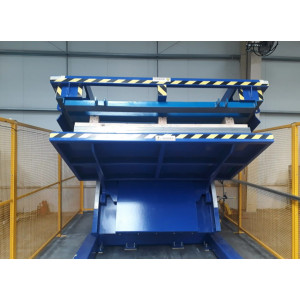 https://www.techni-contact.site/ressources/images/produits/merchandising/retourneur-de-palette-xxl-pour-industrie-lourde-capacite-jusqu-a-10-t-largeur-de-charge-max-6-m-ouverture-100-mm-a-200-m-sur-mesure-37342234-1.jpg - Capacité : jusqu'à 10 t