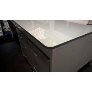 https://www.techni-contact.site/ressources/images/produits/merchandising/revetement-de-plan-de-travail-emalit-21593271-1.jpg - Résistance : Humidité - Produits chimique - Chaleur - Mécanique