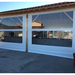 https://www.techni-contact.site/ressources/images/produits/merchandising/rideau-a-rails-coulissants-24171165-1.jpg - Fabrication sur mesure