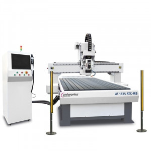 https://www.techni-contact.site/ressources/images/produits/merchandising/routeurs-cnc-3-axes-avec-changeur-d-outils-23279722-1.jpg - Vitesse de rotation : 24 000 T/min -.réf : UT1325ATCM