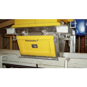 https://www.techni-contact.site/ressources/images/produits/merchandising/separateur-magnetique-industriel-a-plaques-pour-produits-en-vrac-19179673-1.jpg - Débit (m3/h) : 10 à 300