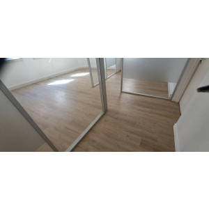 https://www.techni-contact.site/ressources/images/produits/merchandising/service-experts-de-revetement-professionnel-sol-et-plafond-52498724-1.jpg - Pour locaux commerciaux, bureaux professionnels et autres espaces d’activité