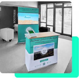 https://www.techni-contact.site/ressources/images/produits/merchandising/stand-d-exposition-digital-mobile-affichage-interactive-81552937-1.jpg - Projection jusqu’à 80 pouces