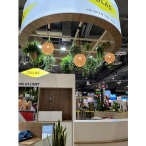 https://www.techni-contact.site/ressources/images/produits/merchandising/stand-ecologique-44362271-1.jpg - Touche naturelle et esthétique