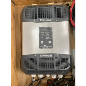 https://www.techni-contact.site/ressources/images/produits/merchandising/studer-xtender-xtm-4000-48-ref-106003-49371639-1.jpg - Onduleur chargeur STUDEX