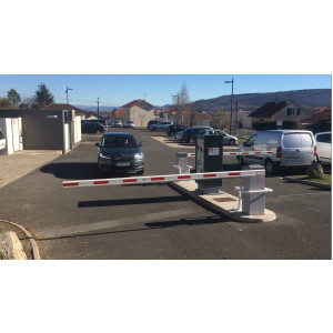 https://www.techni-contact.site/ressources/images/produits/merchandising/systeme-de-parking-49922437-1.jpg - Reconnaissance de plaque d’immatriculation