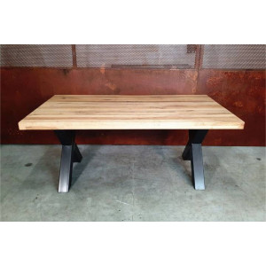 https://www.techni-contact.site/ressources/images/produits/merchandising/table-artisanale-en-bois-et-acier-6-a-10-personnes-200-a-260-cm-haut-76-cm-67675799-1.jpg - 6 à 10 personnes - 200 à 260 cm - Haut. 76 cm