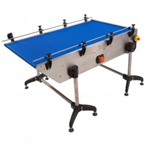 https://www.techni-contact.site/ressources/images/produits/merchandising/table-de-chargement-dechargement-49144784-1.jpg - Table par tapis modulaire pour alimentation des produits