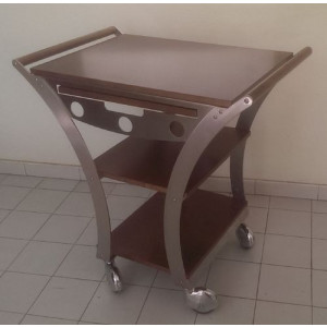 Table de service restaurant - Dimensions (L x P x H) 830 x 525 x 850 mm