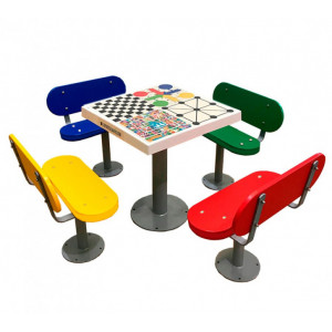 https://www.techni-contact.site/ressources/images/produits/merchandising/table-jeux-de-societe-pour-personnes-agees-98325728-1.jpg - Table de 4 jeux pour maison de retraite
