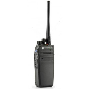 Talkie walkie numérique 32 canaux motorola - 3 touches latérales programmables - 1 bouton d'urgence