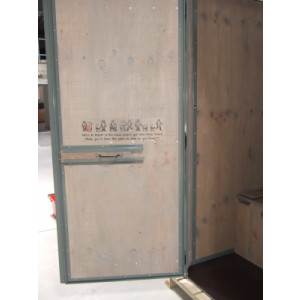 https://www.techni-contact.site/ressources/images/produits/merchandising/toilette-seche-grand-public-37175721-1.jpg - Dimensions Hors Tout (mm):  1085 x 1085 x H 2080 mm
