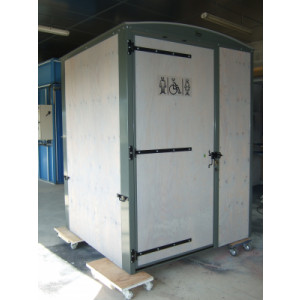 https://www.techni-contact.site/ressources/images/produits/merchandising/toilettes-seches-modele-pmr-61559653-1.jpg - Dim . Hors Tout : 1525 x 1525 x H 2100