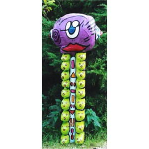 Totem artistique urbain - Dagouille romane - oeuvre artistique