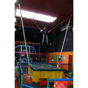 Trampoline à élastique - Pour parc de jeu intérieur