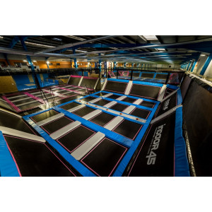 Trampoline park - Trampoline - dodgeball - basketball