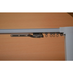 https://www.techni-contact.site/ressources/images/produits/merchandising/tringle-a-rideau-rail-motorise-32679341-1.jpg - Dimensions sur mesure