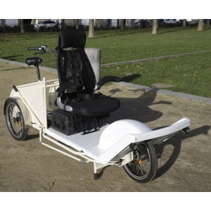 https://www.techni-contact.site/ressources/images/produits/merchandising/triporteur-pour-pmr-18935939-1.jpg - Confort et sécurité intégrés