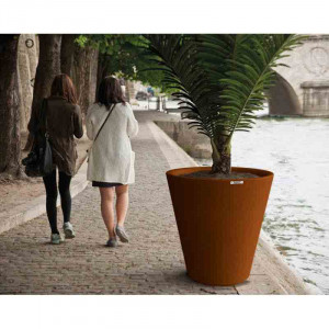 https://www.techni-contact.site/ressources/images/produits/merchandising/vase-en-plastique-polyethylene-22733475-1.jpg - Dimensions (Ø x Haut) : 800 x 800 mm ou 1000 x 1000 mm - Plastique polyéthylène haute densité – 18 Couleurs