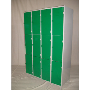 https://www.techni-contact.site/ressources/images/produits/merchandising/vestiaire-3-casiers-par-colonne-12841182-1.jpg - Vestiaire métallique 3 casiers