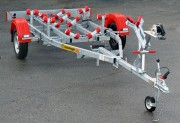 Remorque porte bateau