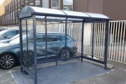 Abri fumeur métallique