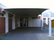 Préau scolaire