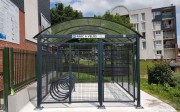 Abri vélos fermé bardage grillagé, verre Securit ou bois