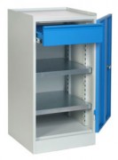Armoire d’atelier à porte battante