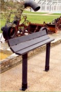 Assis debout sur platine en plastique recyclé - Longueur 150 ou 180 cm