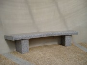 Banc public granit monolithe