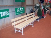 Bancs pour joueurs de tennis
