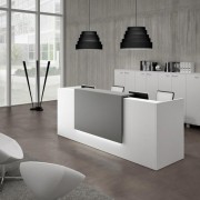 Banque d’accueil compacte