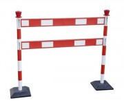 Barrière de chantier avec poteaux en pvc