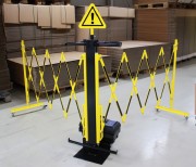 Barrière extensible sur chariot
